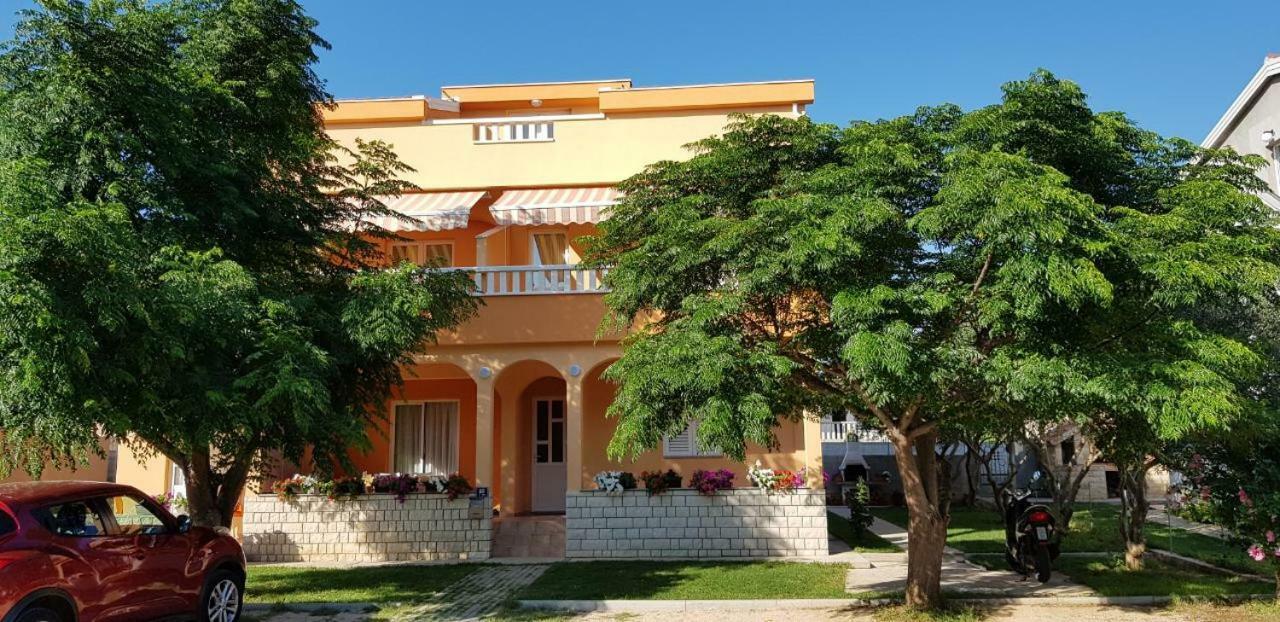 Apartment Ruza Novalja