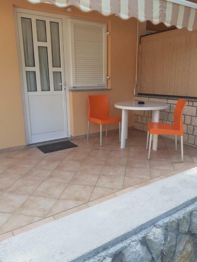 Apartment Ruza Novalja